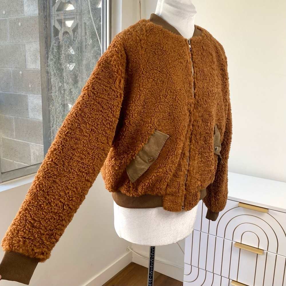 Easel Los Angeles Schnauzer Embroidered Teddy Bomber Jacket Camel, Size S NWT - Picture 3 of 12